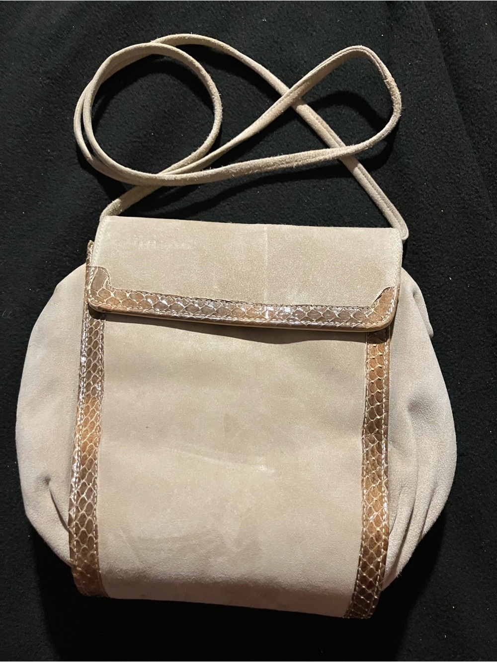 Vintage Stuart Weitzman Cream Suede Gold Python Shoulder Bag Made In Spain